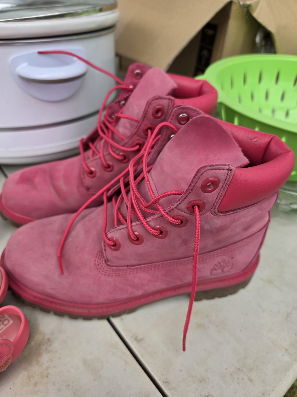 Kids Pink Suede Lace-Up Timberland Boots